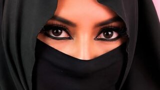 Qamar_Khalifa